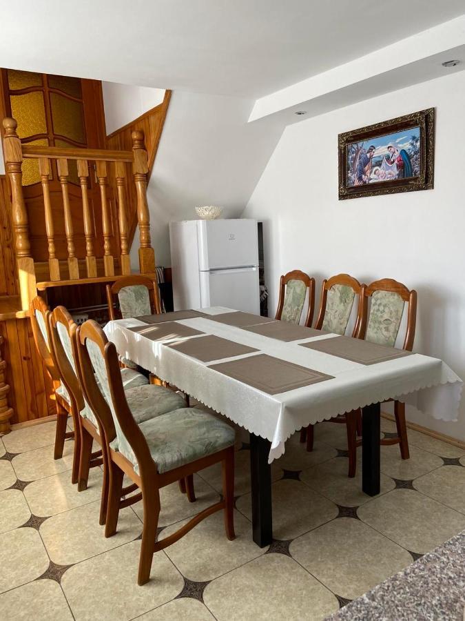 Maison d'hôtes Rodynnyi Zatyshok à Verkhovyna Extérieur photo