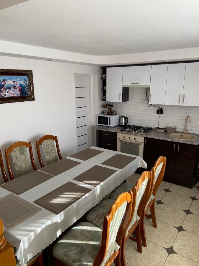 Maison d'hôtes Rodynnyi Zatyshok à Verkhovyna Extérieur photo
